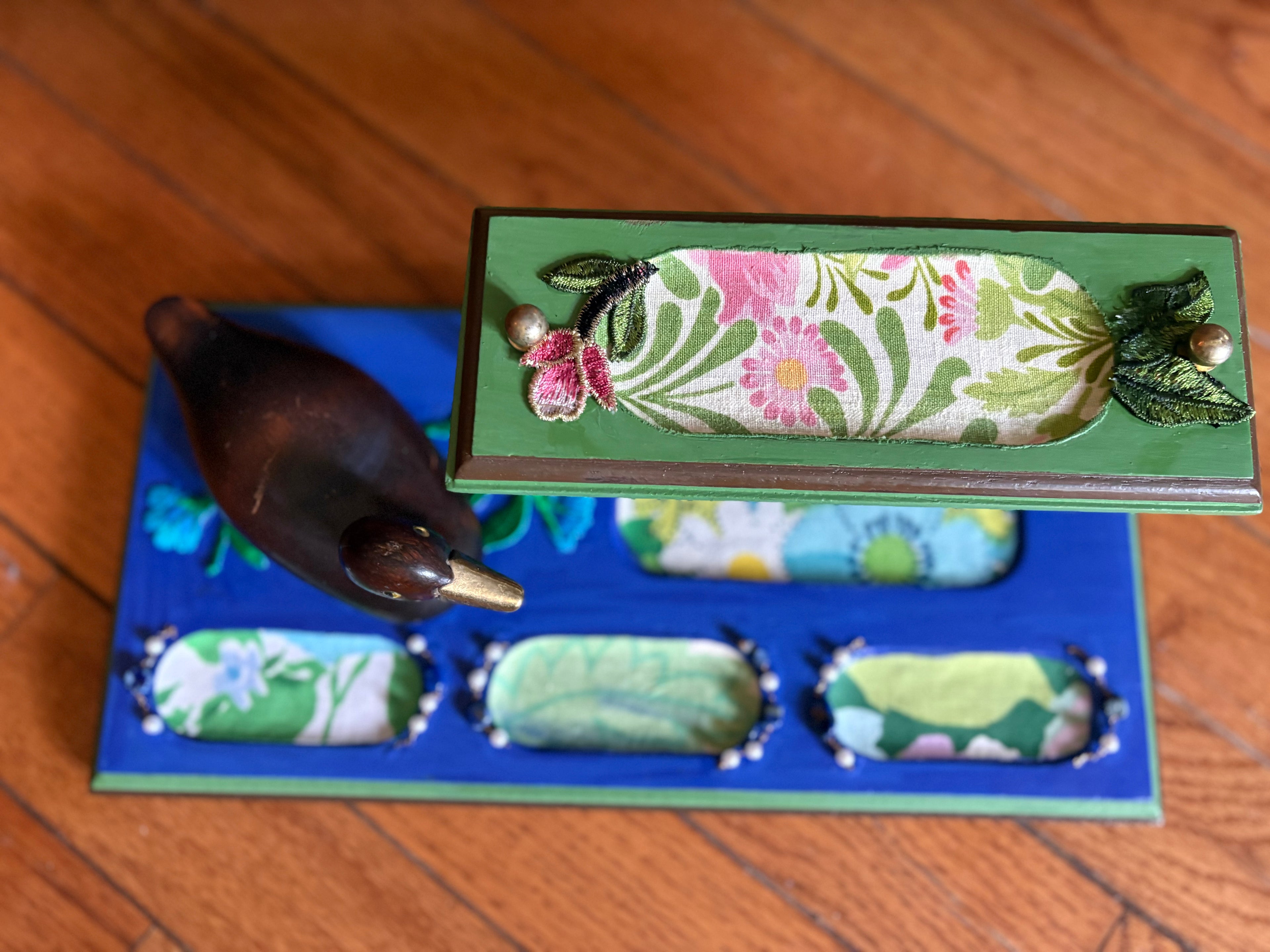 Duck pond jewelry organizer