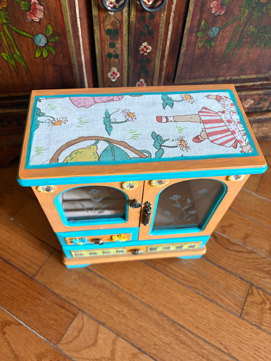 Kids At Play jewelry box