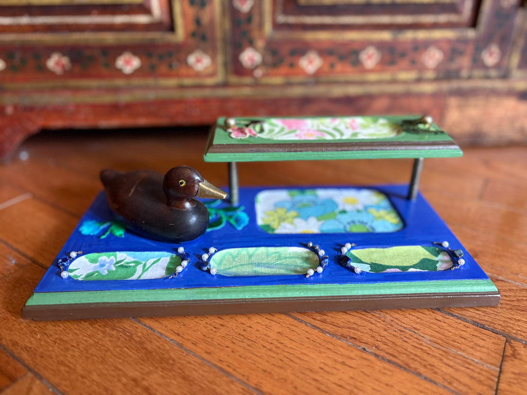 Duck pond jewelry organizer