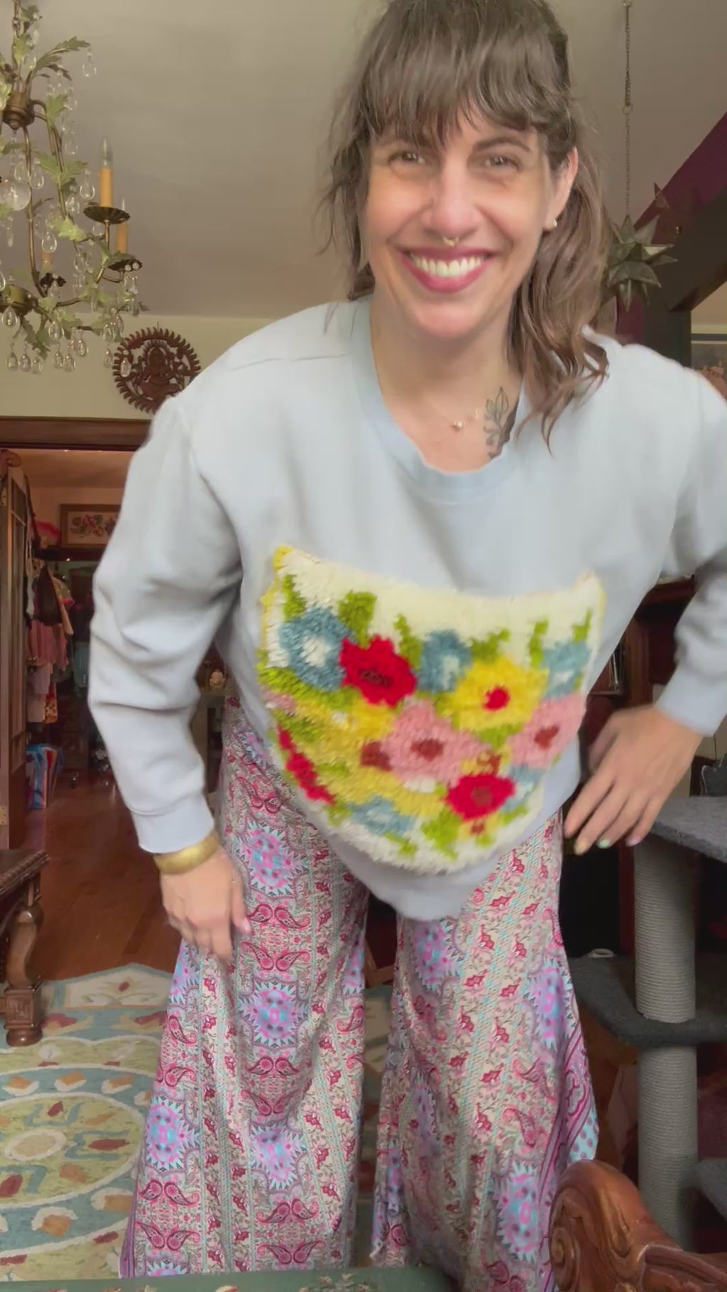 Floral rug sweatshirt