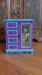Flower power jewelry box
